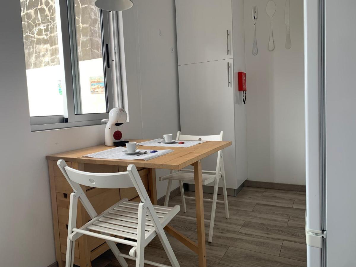 Azorean Stones House Ap D, Vila Do Porto, Acores Apartment Ngoại thất bức ảnh
